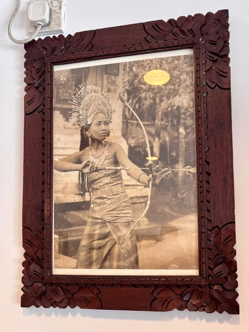 Indegenous Balinese woman hunting