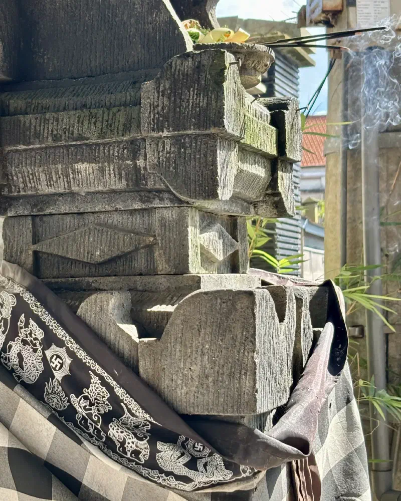 Balinese Hinduism ritual